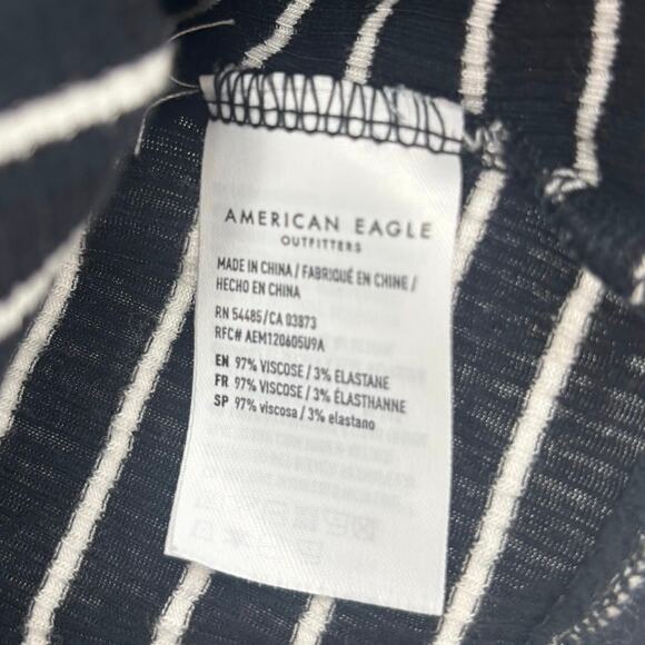 American Eagle y2k Black and White Striped Tube Top Crop Top Size M - Picture 4 of 4